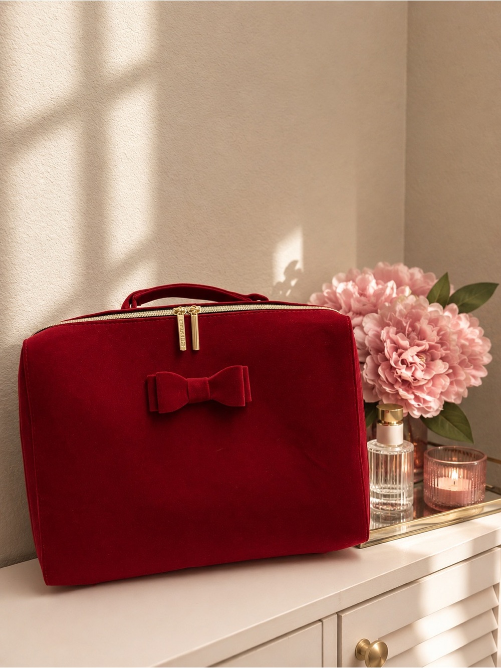 Esteé Lauder Large Travel Make Up Case Bag